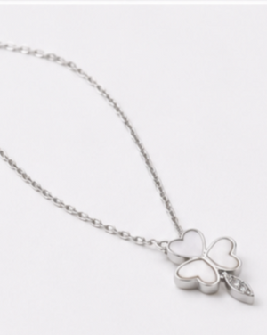 Hilver Sterling Silver Mother of Pearl Heart Clover Pendant Necklace, view 3