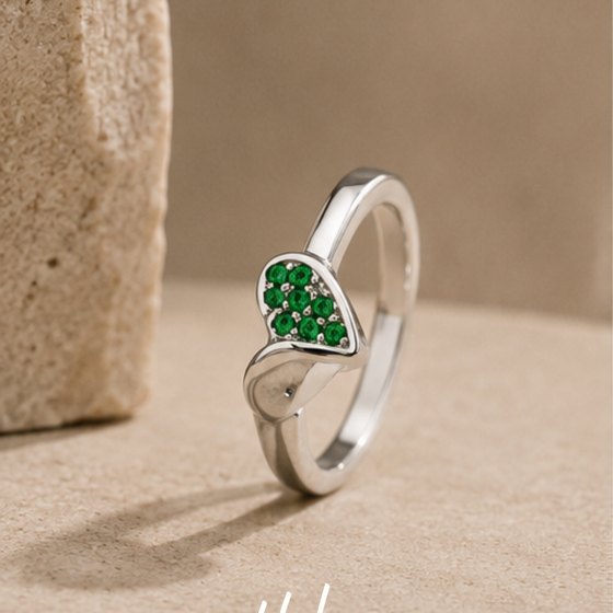 Silver Green CZ Pavé Teardrop Leaf Ring